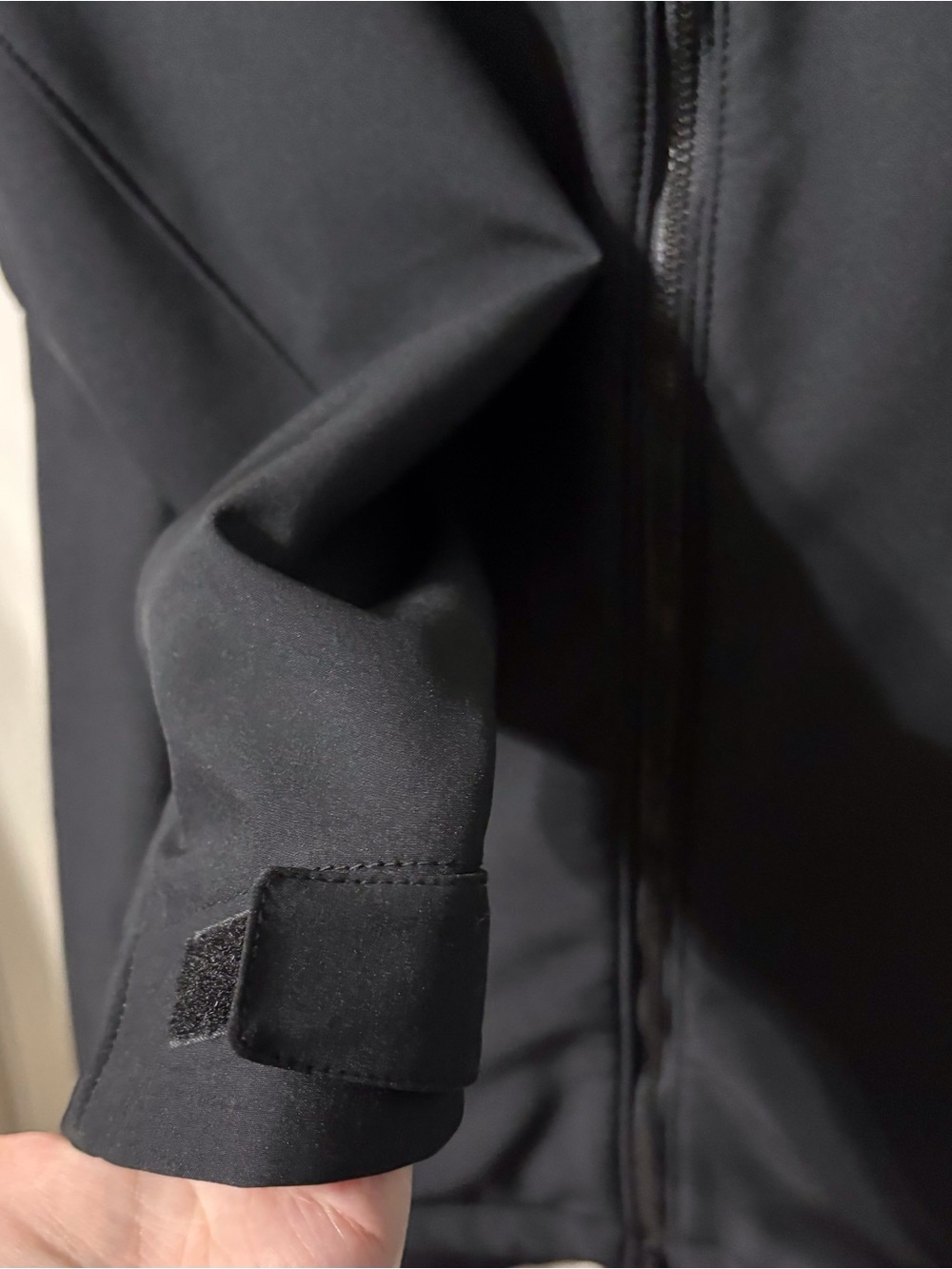 Women's WindRiver Black Hooded Hyper Dri Fleece Lined Jacket - Picture 2 of 6